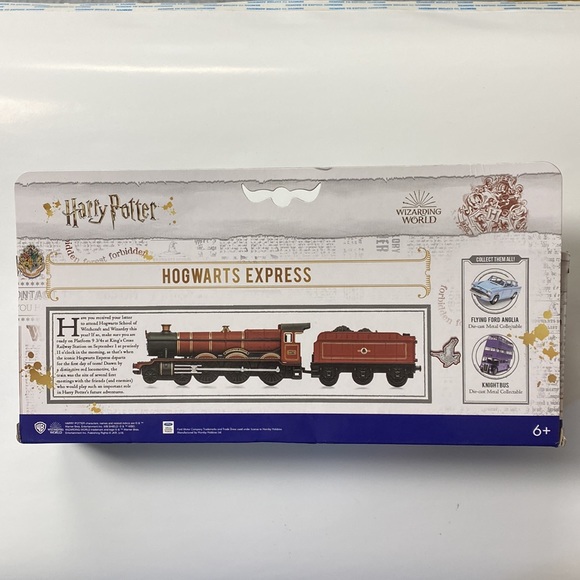 Corgi Harry Potter Wizarding World Hogwarts Express Die-cast Metal Collectible - Picture 2 of 7